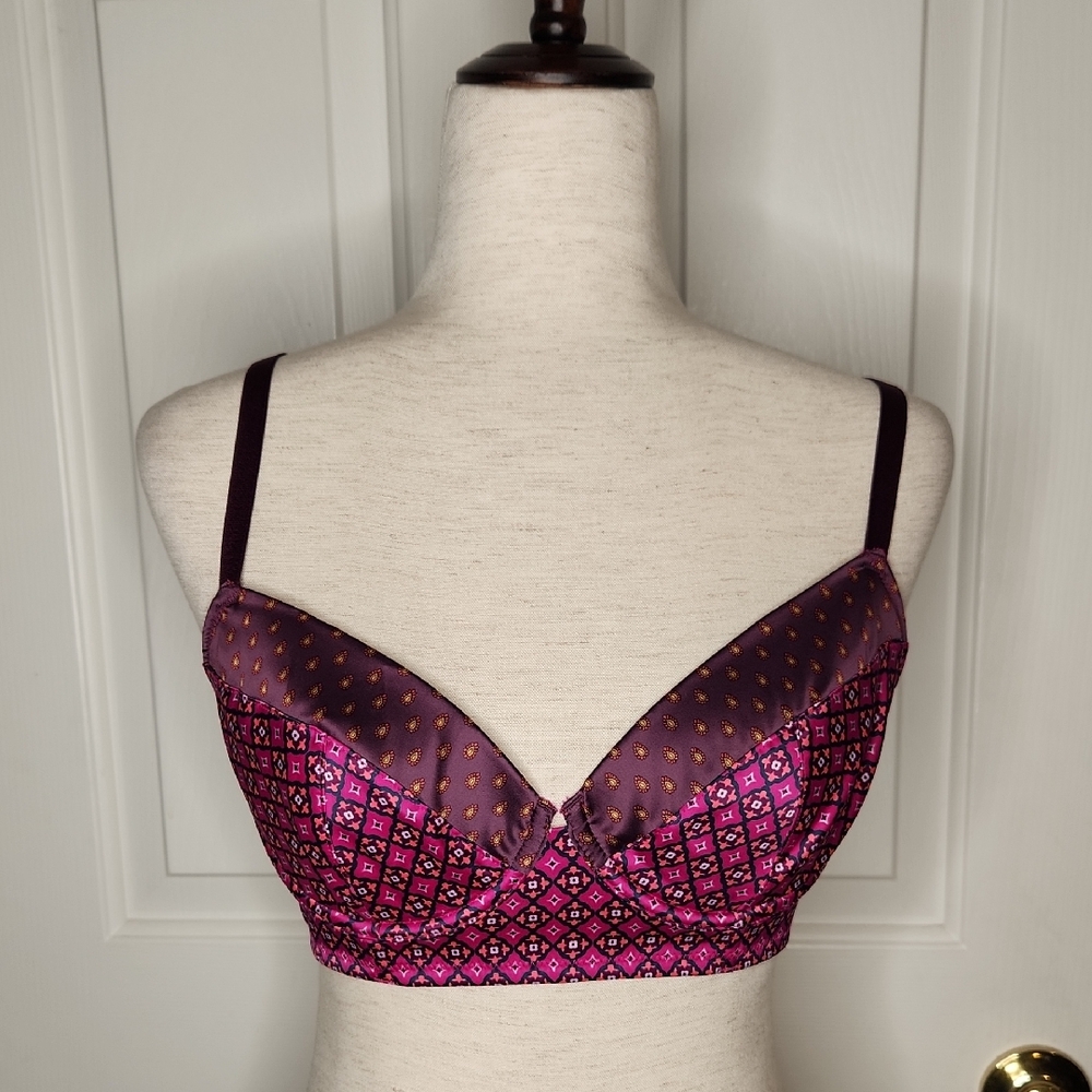 Victoria's Secret Very Sexy Satin Lined Demi Bustier Long Line Bra 34D
